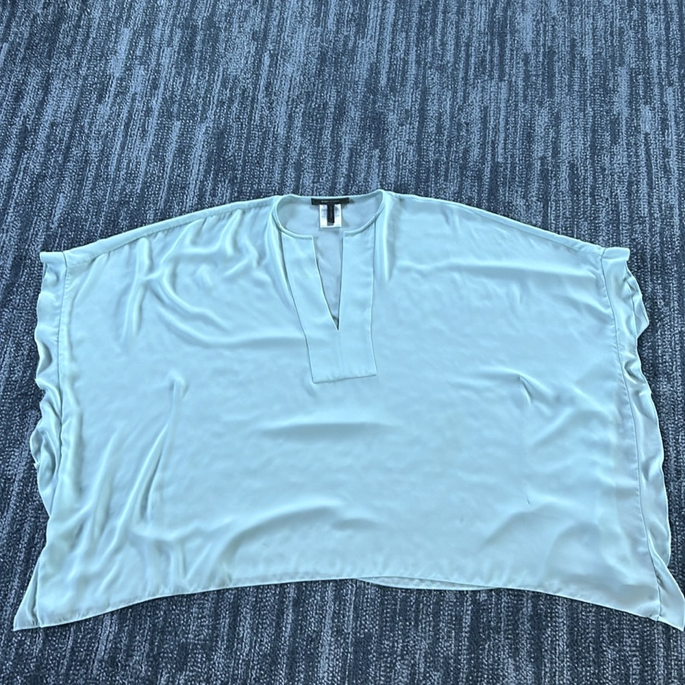 Flowy BCBGMAXAZRIA top in aqua, size M/L - Picture 2 of 14